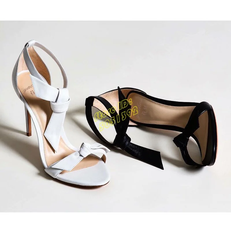 Sandálias de Salto Alto Stilet - Leather Classic Strap avaliação e preço